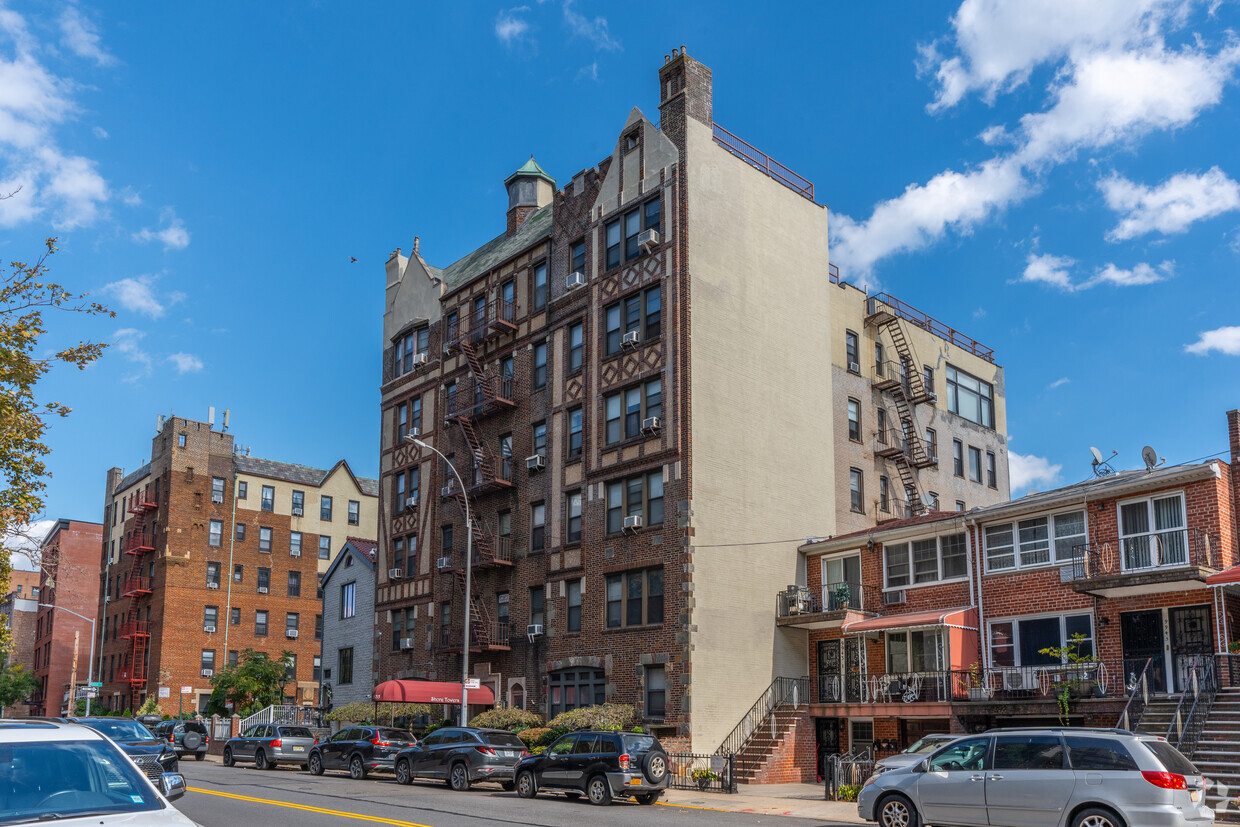 9935 3rd Ave - Shore Towers