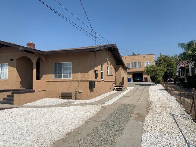 Street view - 3935 Percy St