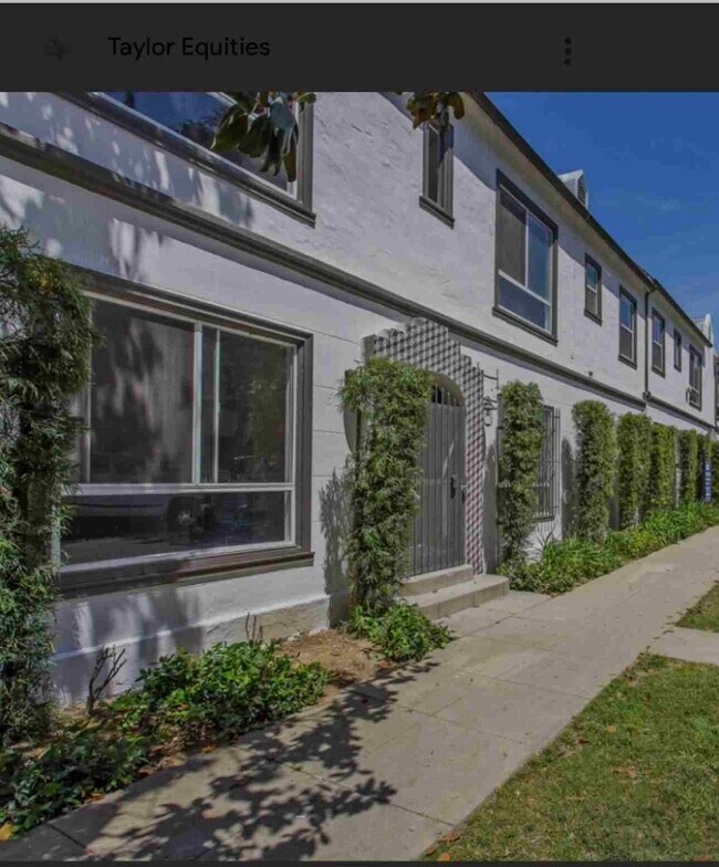 Building Photo - 851 Sanborn Ave