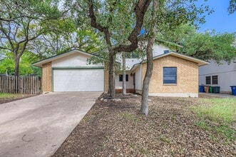 Building Photo - 8600 Tallwood Dr