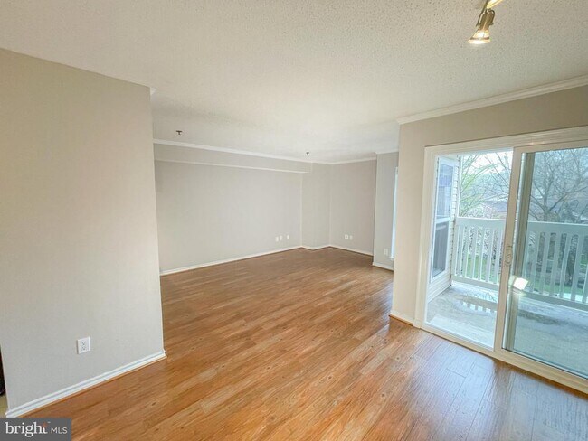 Foto del edificio - 1524 Lincoln Way