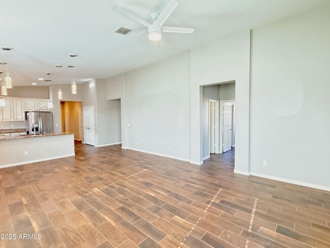 Foto del edificio - 7453 E Osage Ave