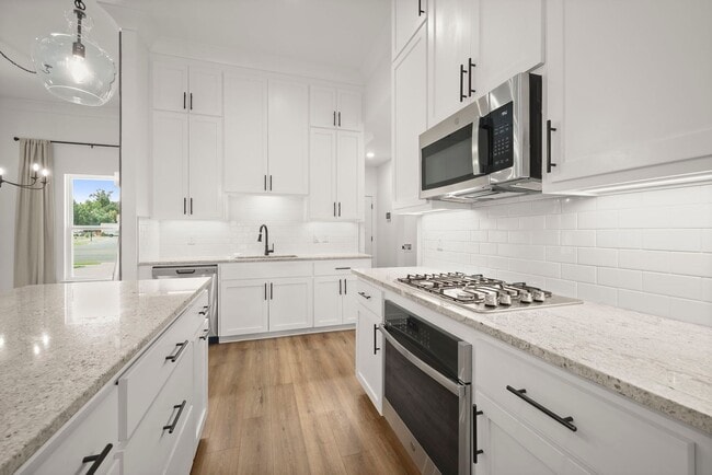 Foto del edificio - Beautiful 4-Bedroom Home in Parks at Water Oaks – Gonzales, LA