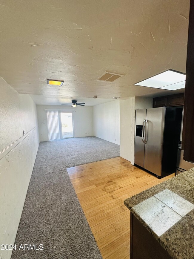 Building Photo - 6818 N 35th Ave