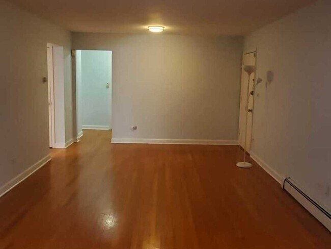 Foto del edificio - 1643 W Sherwin Ave