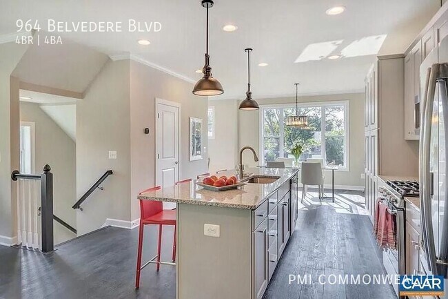 Foto del edificio - 964 Belvedere Boulevard