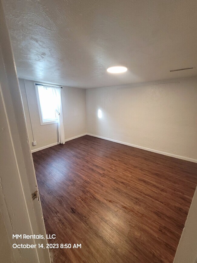 Building Photo - 1736 Belmont Ave