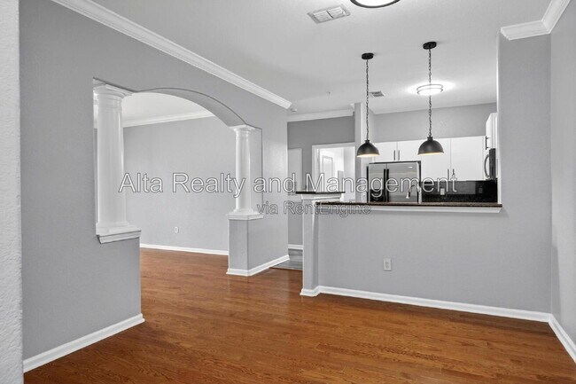 Foto del edificio - 8290 Gate Pkwy W