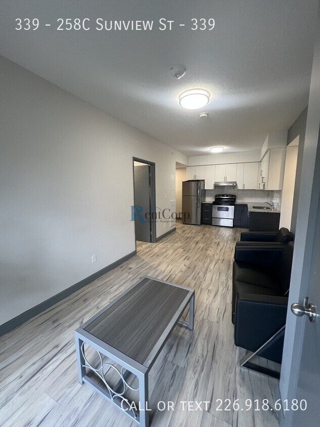 Photo principale - 258C-258C Sunview St