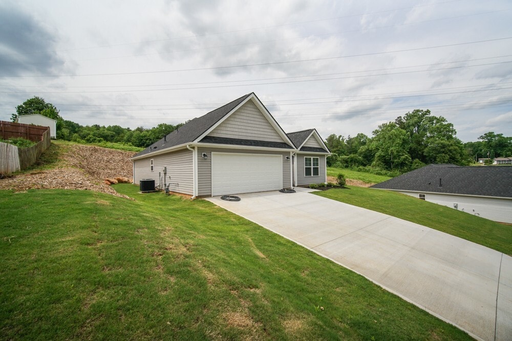 608 Geranium Ln, Lyman, SC 29365 House Rental in Lyman, SC