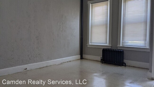 Building Photo - 3 br, 1 bath House - 815 Newton Ave