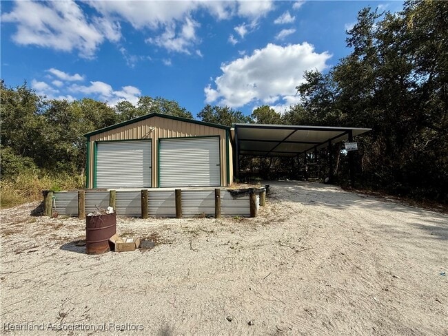 Foto del edificio - 2092 SW Nassau