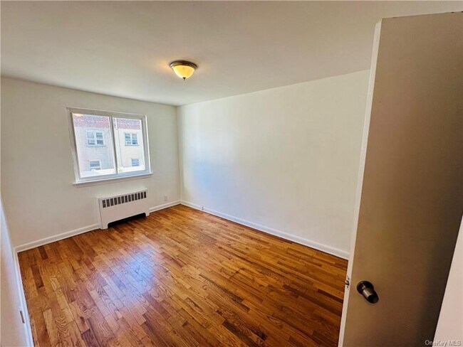 Foto del edificio - 1014 Swinton Ave