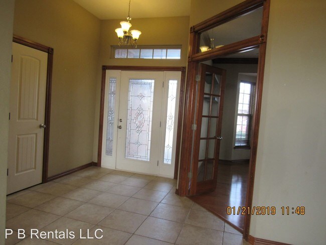 Building Photo - 3 br, 2 bath House - 5306 SW Tyler Avenue