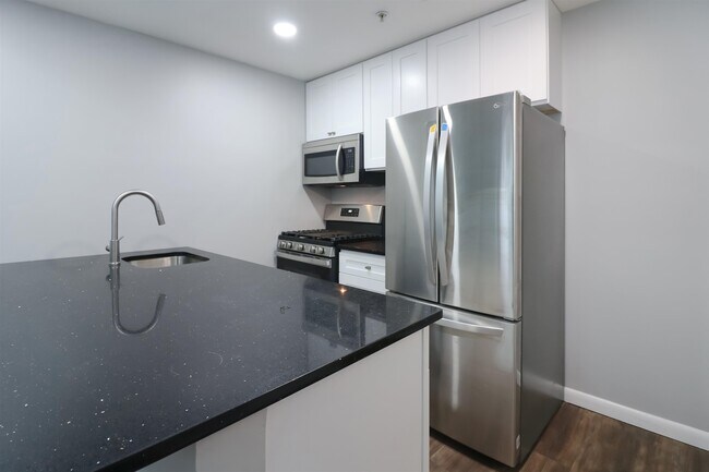 Foto del edificio - 416 63rd St