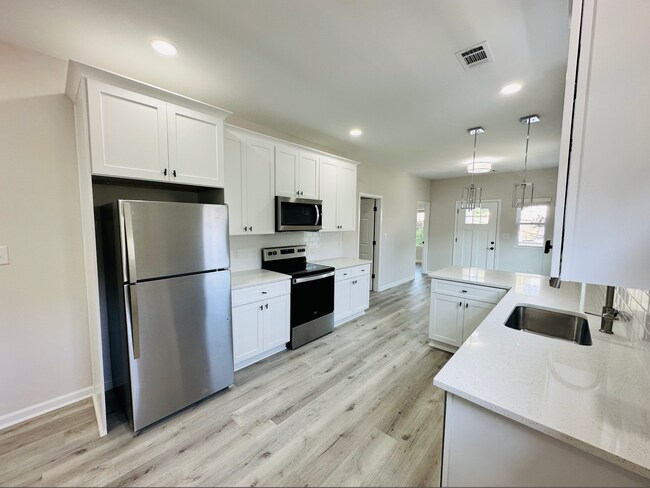 Foto del edificio - 1100 Holly St NW