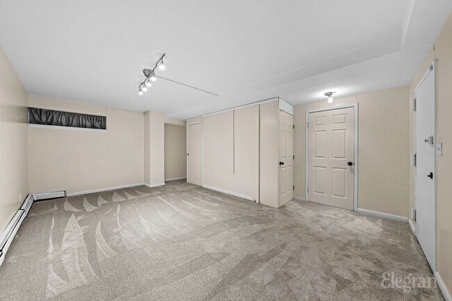 Foto del edificio - 71-02 Sutton Pl