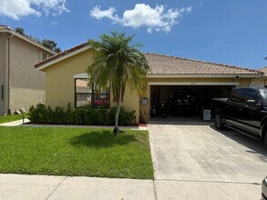 Building Photo - 1139 Rialto Dr