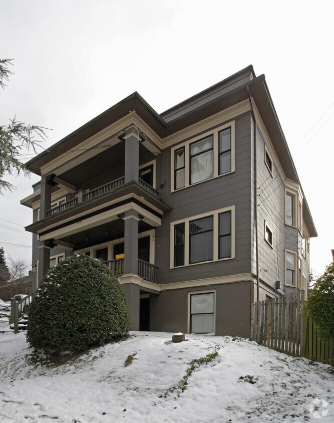 1413 E Spruce St, Seattle, WA 98122 Apartments in Seattle, WA