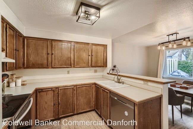 Building Photo - 3 br, 2 bath House - 24836 110th Pl SE, Un...