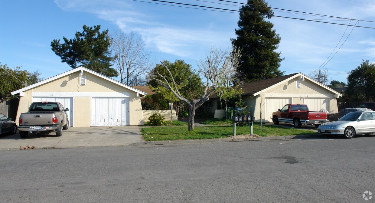 Primary Photo - 167 Eddy Dr