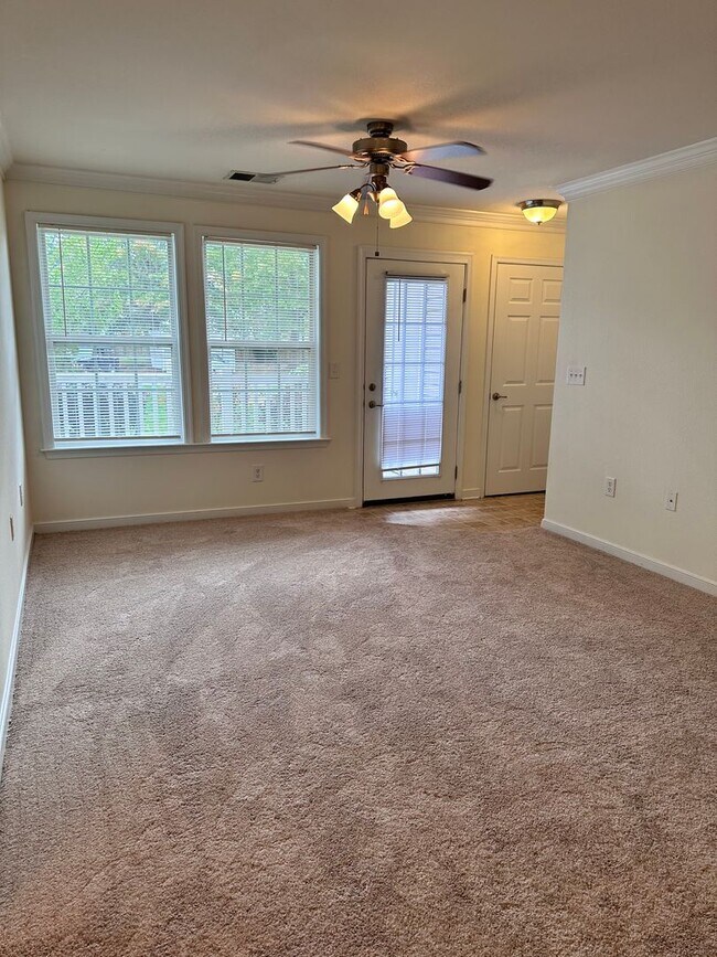 Interior Photo - Featherstone Apartments at Kiln Creek