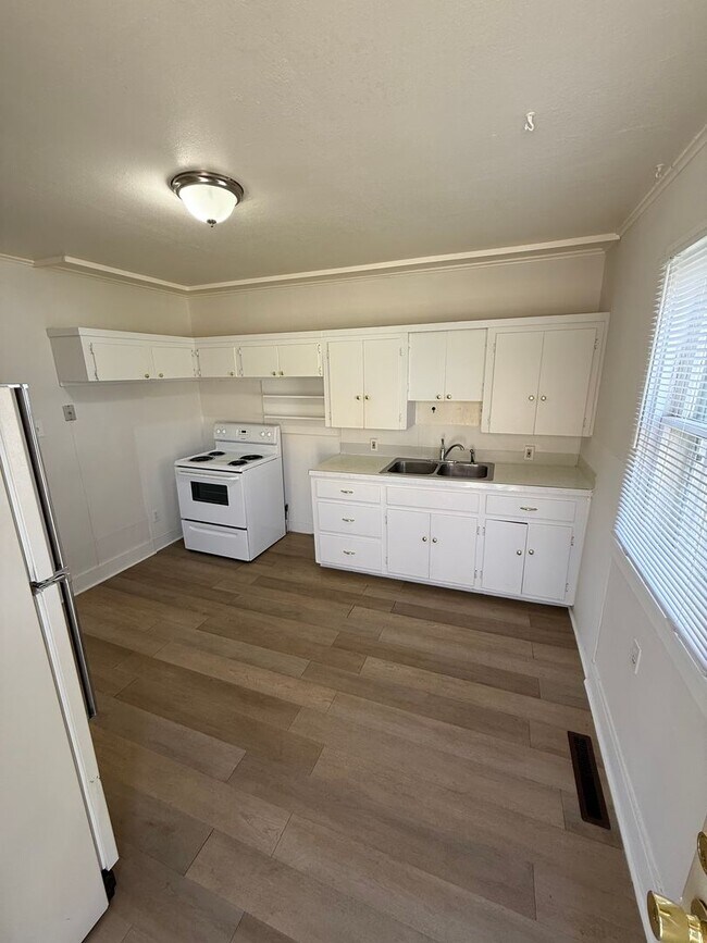 Foto del edificio - 2 bedroom home in Laurel– FREE RENT INCENTIVE
