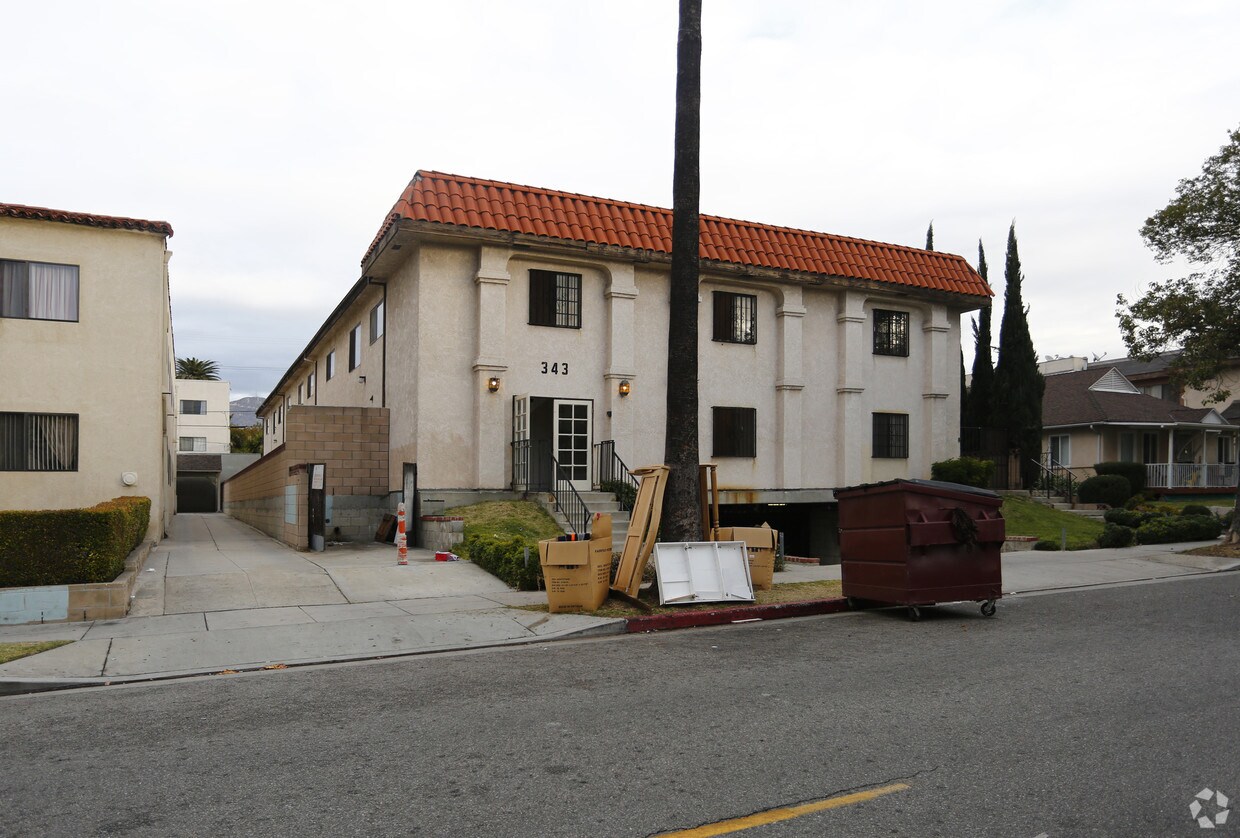 Foto del edificio - 343 W Lomita Ave