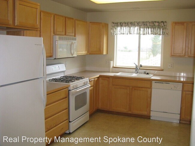 Foto del edificio - 3 br, 2 bath House - 9318 N Oak Street