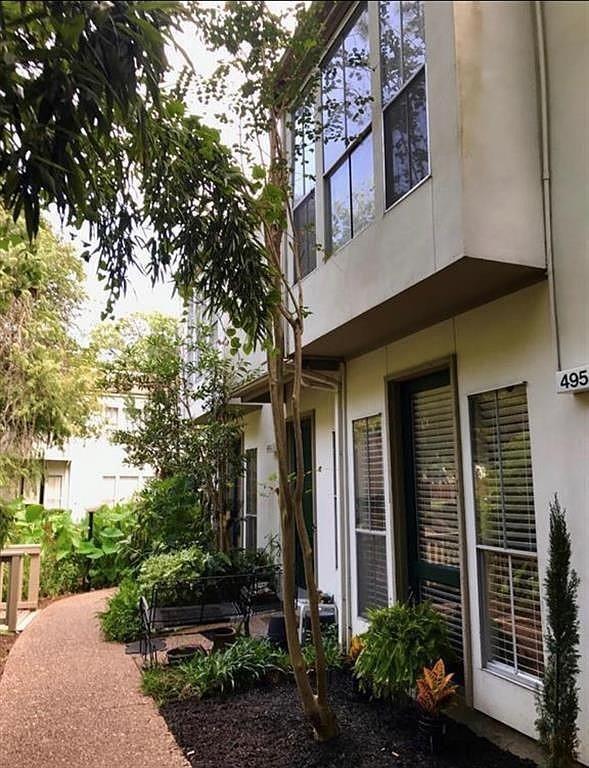 Foto principal - 2100 Tanglewilde St