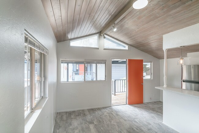 Foto del edificio - 1 Bedroom/1 Bathroom - Isla Vista