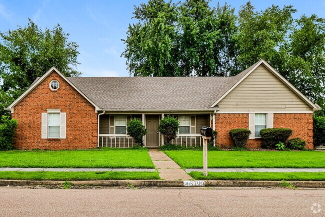 Building Photo - 6790 Spring River Rd