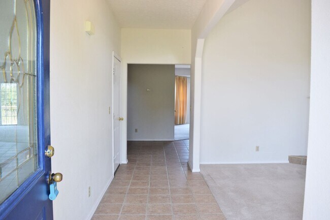 Foto del edificio - Beautiful 3 bed 2 bath!!
