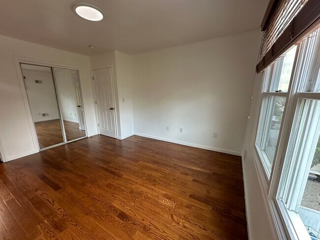 Building Photo - 1226 46th St