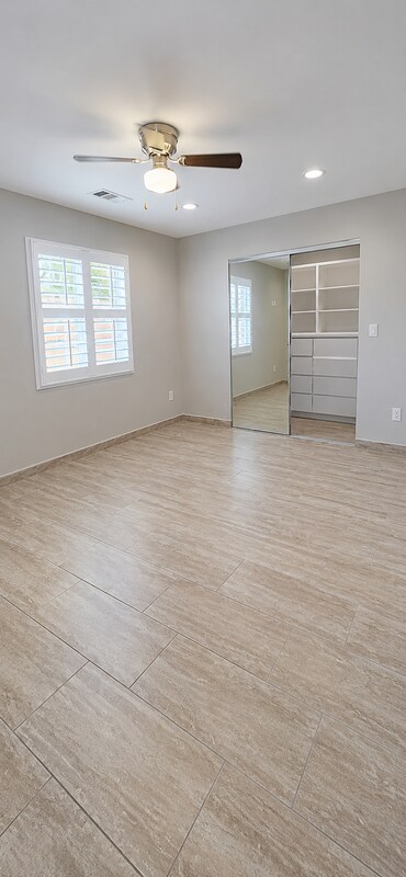 Foto del edificio - 9664 Rincon Ave