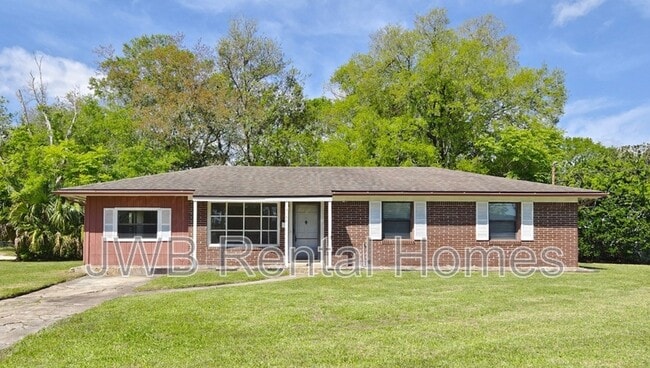 Building Photo - 4546 Revelstoke Dr