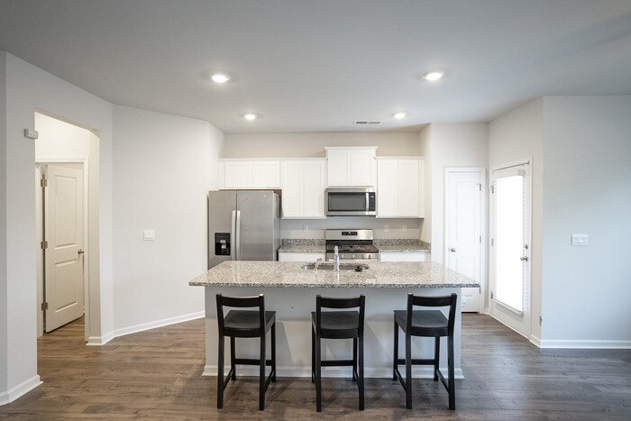 Foto del edificio - 950 Quaint Parish Cir