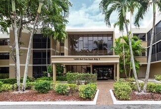 Building Photo - 16200 Golf Club Rd