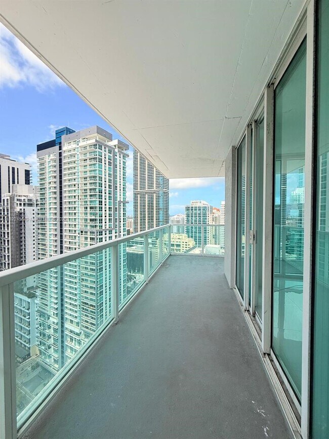 Building Photo - 1250 S Miami Ave