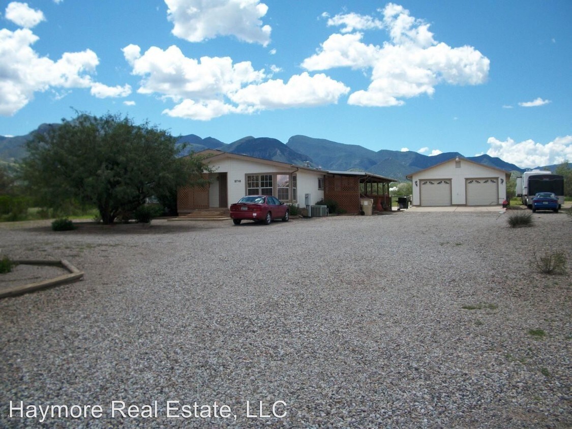 Primary Photo - 5710 S Mountain Side Ln