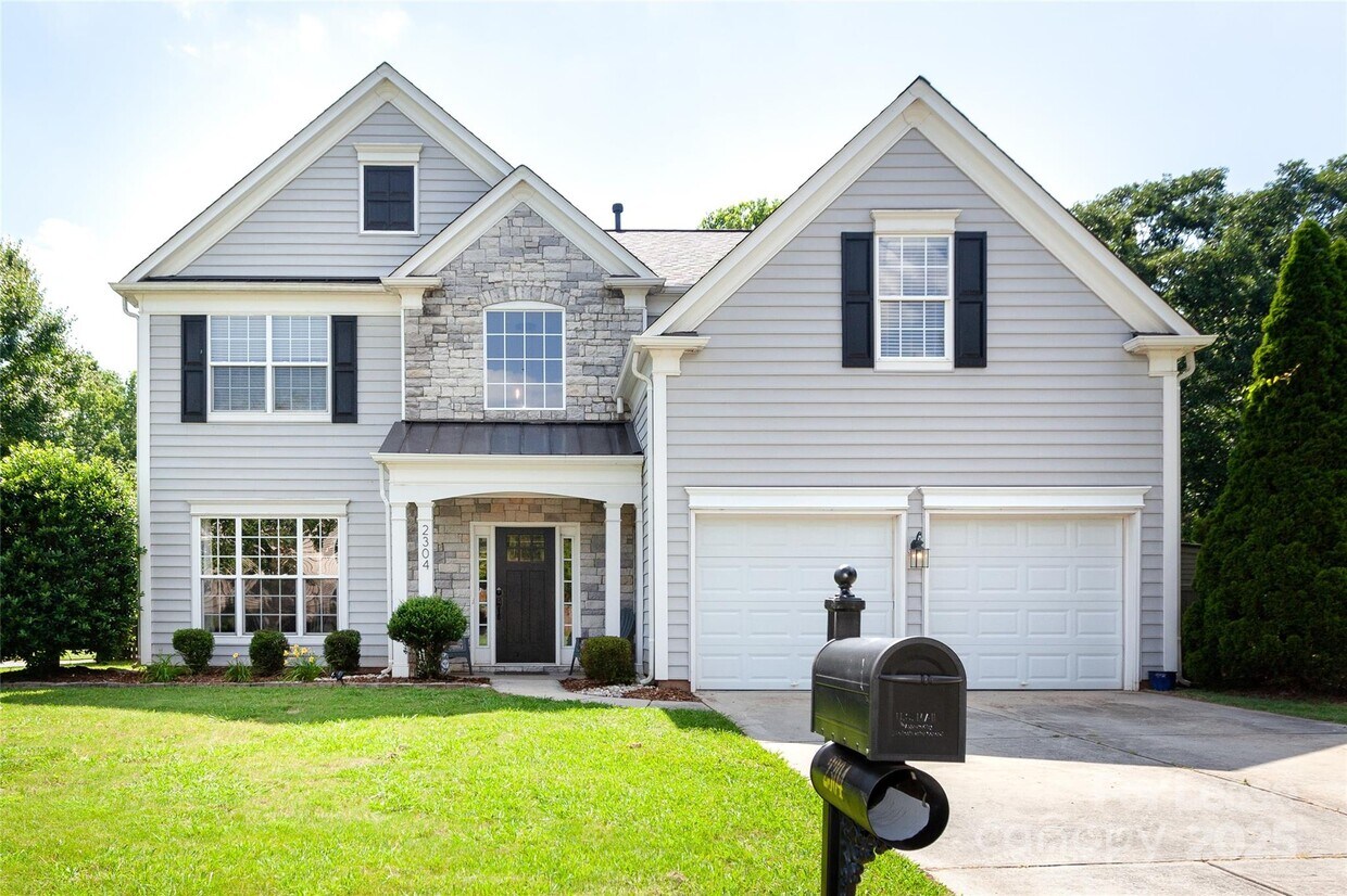 Foto principal - 2304 Coltsgate Road