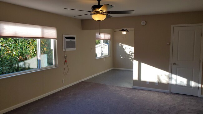 Building Photo - 88 Estates Dr