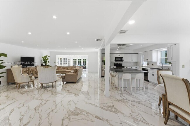 Foto del edificio - 201 Calle Grande Dr