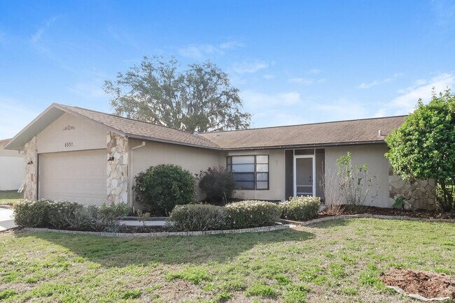 Foto del edificio - 8552 Bridgewater Dr