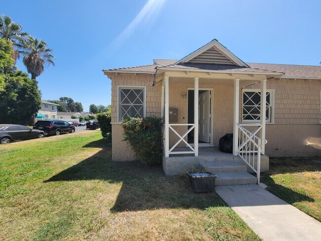 Foto del edificio - 13626 Leadwell St
