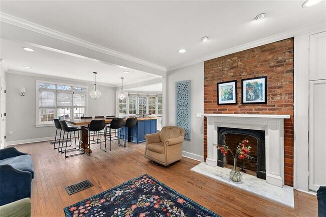 Foto del edificio - 732 Orchard Terrace