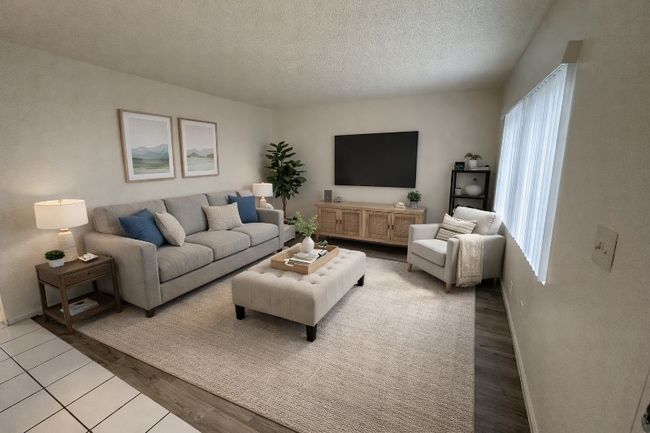 Photo - 911 E 10th St Apartment