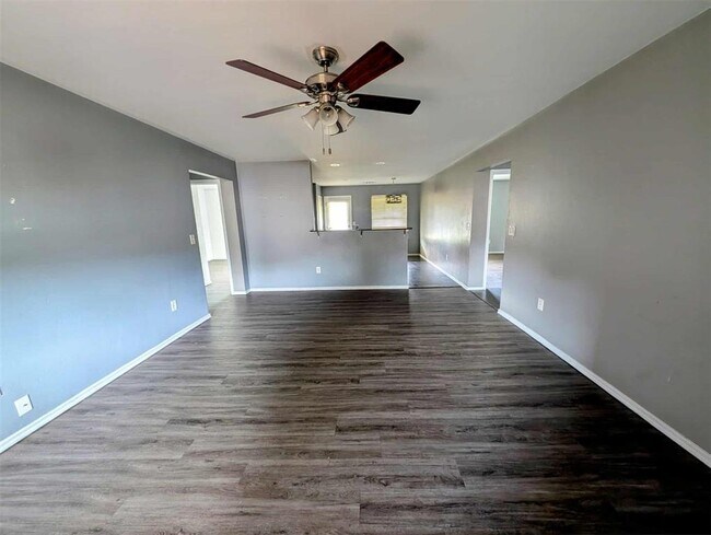Building Photo - 7909 Chumley Ln