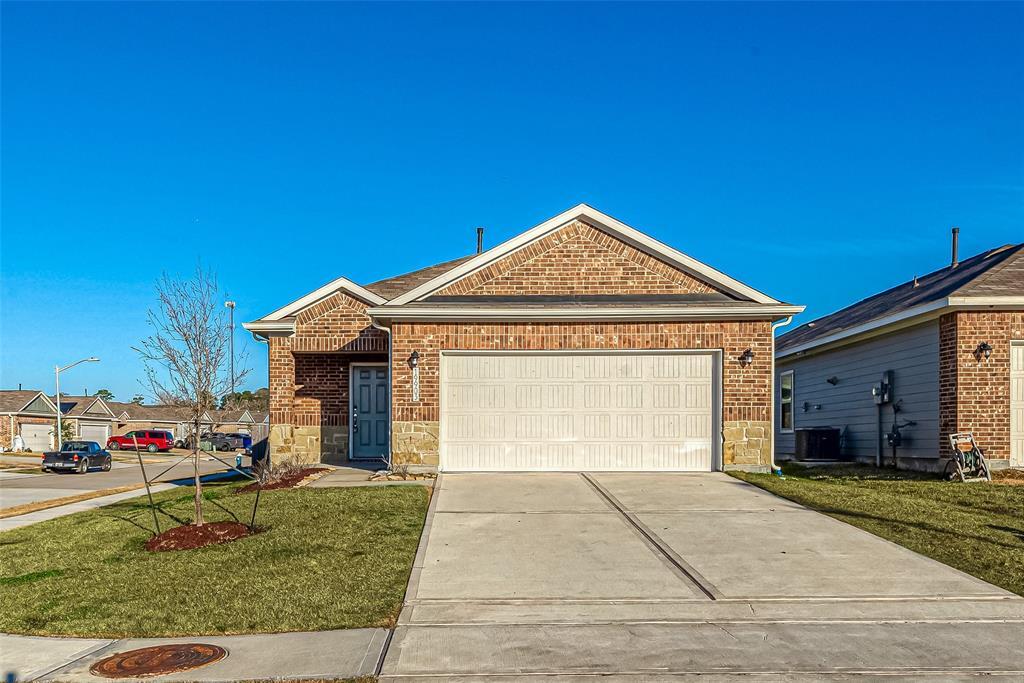 Primary Photo - 19903 Cypress Holly Ln