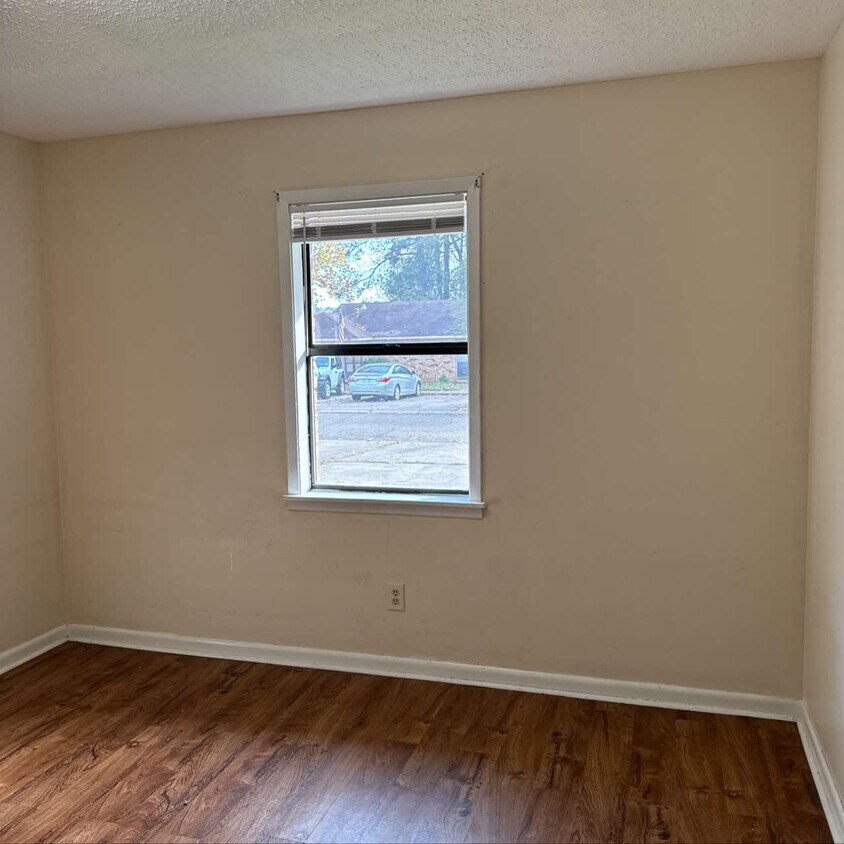 Foto del edificio - 3106 Courtney Ave